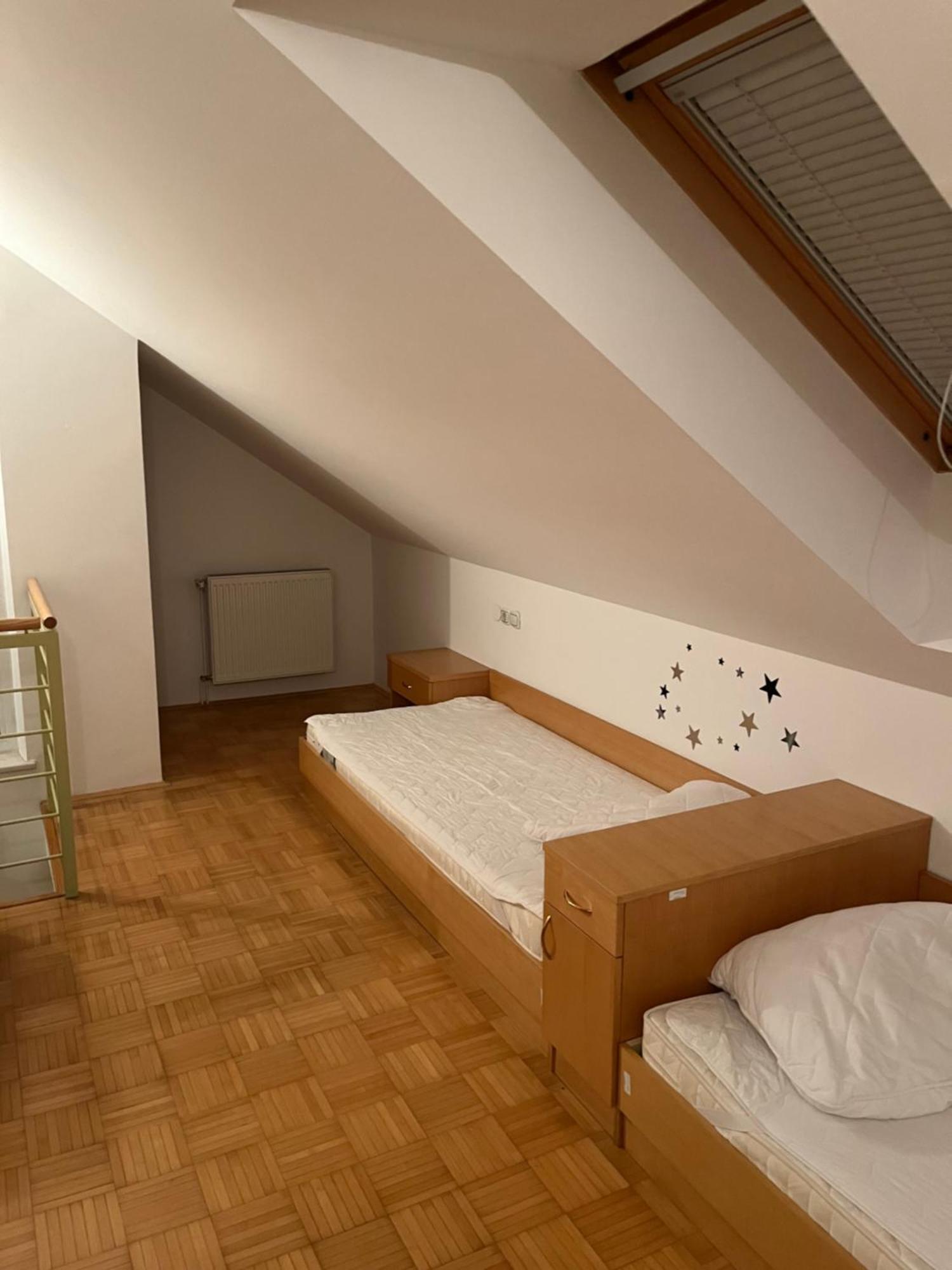 J-Max Apartment Bled Bagian luar foto