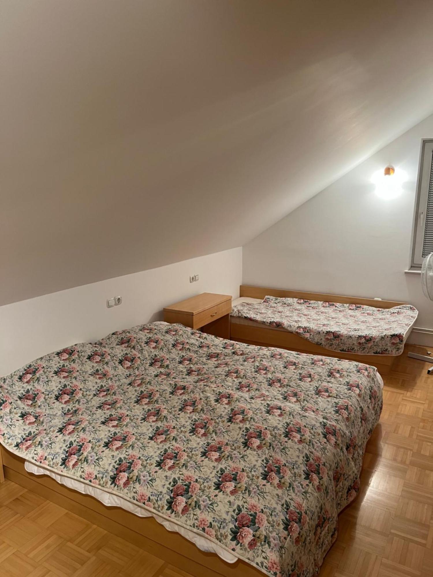 J-Max Apartment Bled Bagian luar foto