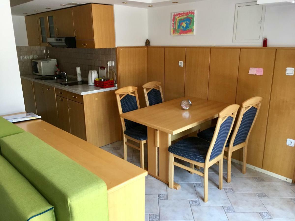 J-Max Apartment Bled Bagian luar foto
